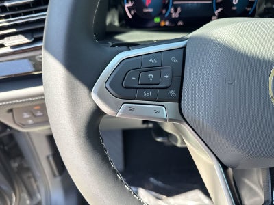 Volkswagen Atlas 2.0T SE con tecnología 2026
