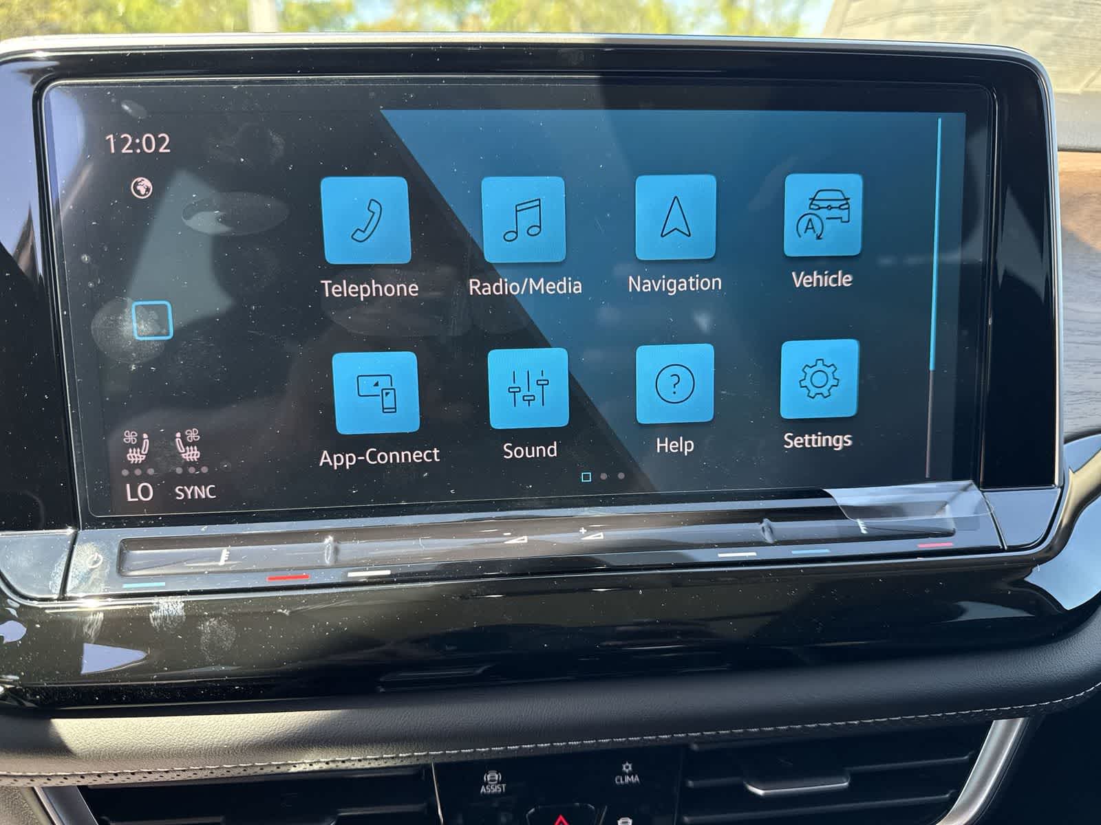 Volkswagen Atlas 2.0T SE con tecnología 2026