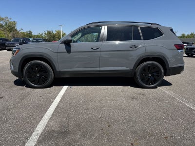 Volkswagen Atlas 2.0T SE con tecnología 2026