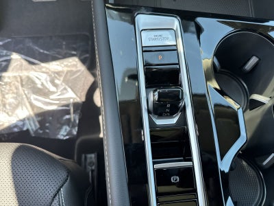 Volkswagen Atlas 2.0T SE con tecnología 2026