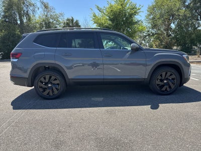 Volkswagen Atlas 2.0T SE con tecnología 2026