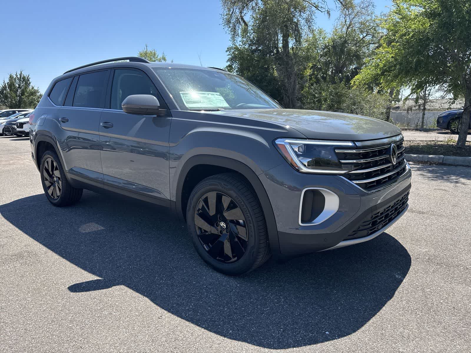 Volkswagen Atlas 2.0T SE con tecnología 2026