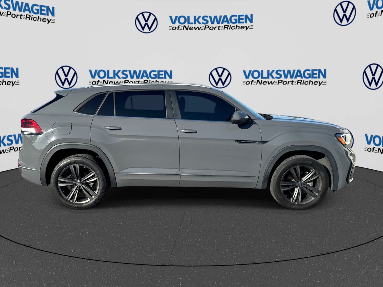 Volkswagen Atlas Cross Sport 3,6 L V6 SE con paquete Technology R-Line de 2021