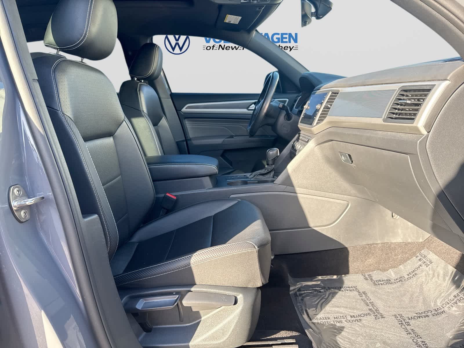 Volkswagen Atlas Cross Sport 3,6 L V6 SE con paquete Technology R-Line de 2021