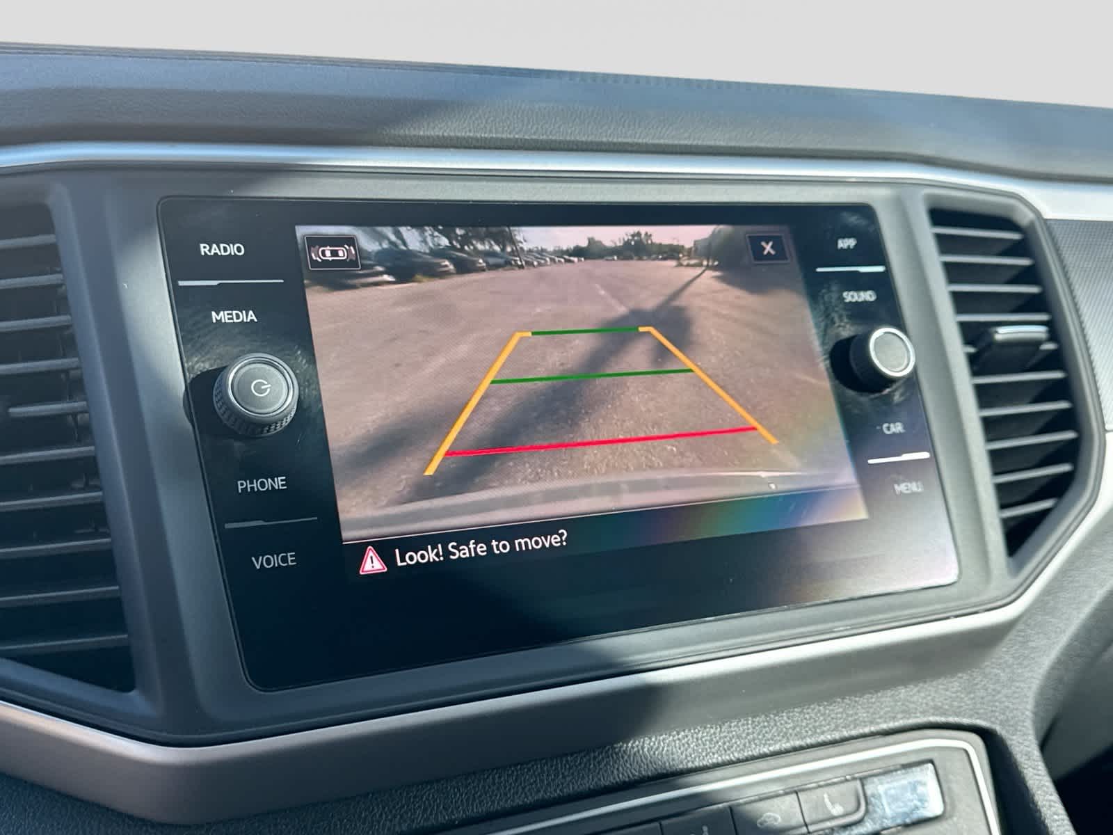Volkswagen Atlas Cross Sport 3,6 L V6 SE con paquete Technology R-Line de 2021