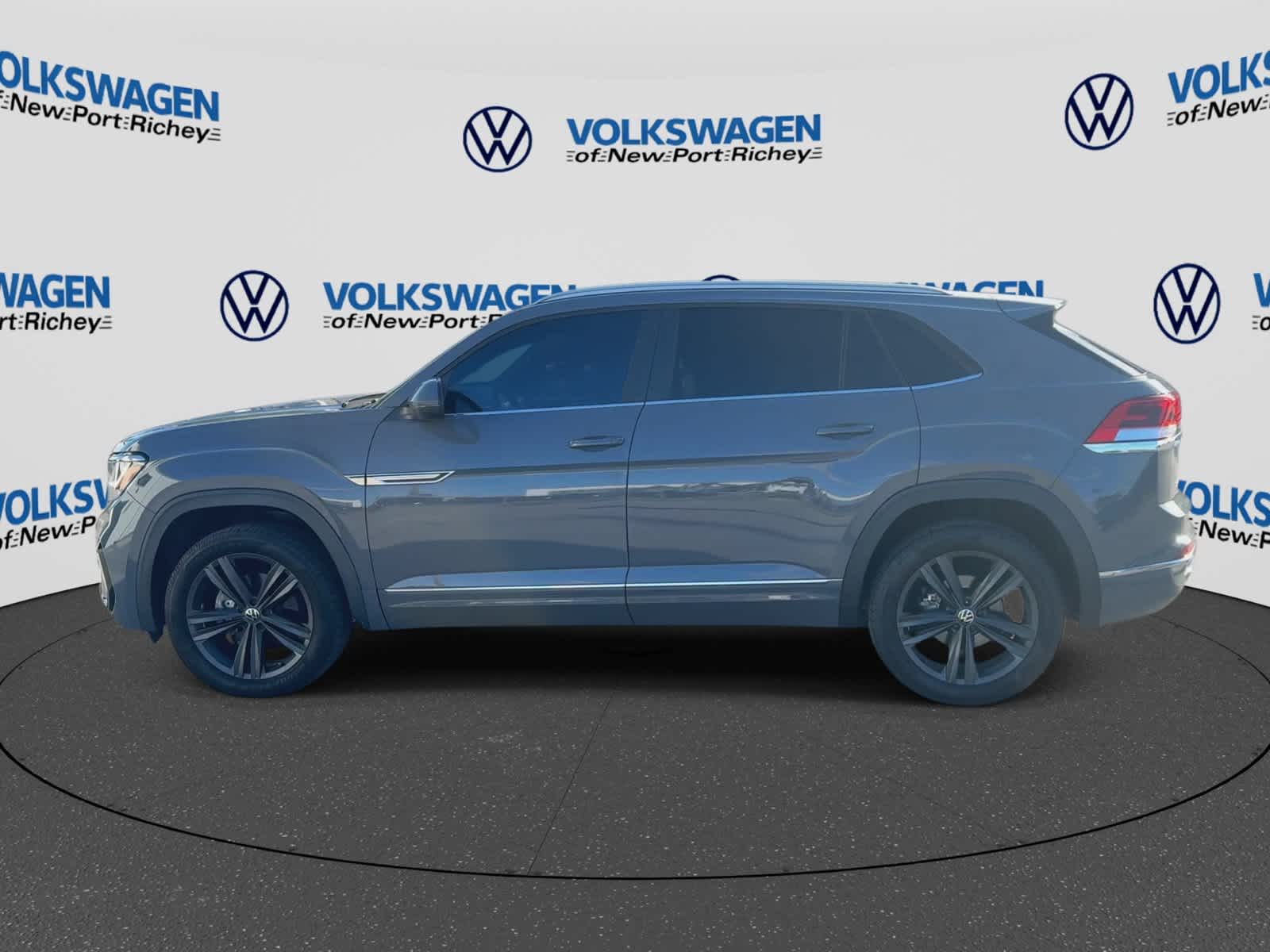 Volkswagen Atlas Cross Sport 3,6 L V6 SE con paquete Technology R-Line de 2021