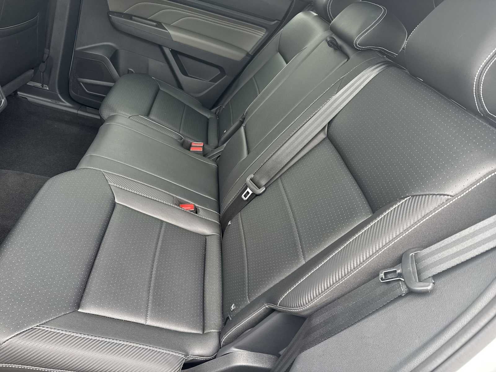 Volkswagen Atlas Cross Sport 3.6L V6 SEL R-Line Negro 2023