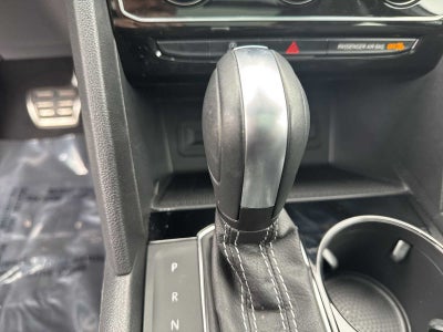 Volkswagen Atlas Cross Sport 3.6L V6 SEL R-Line Negro 2023