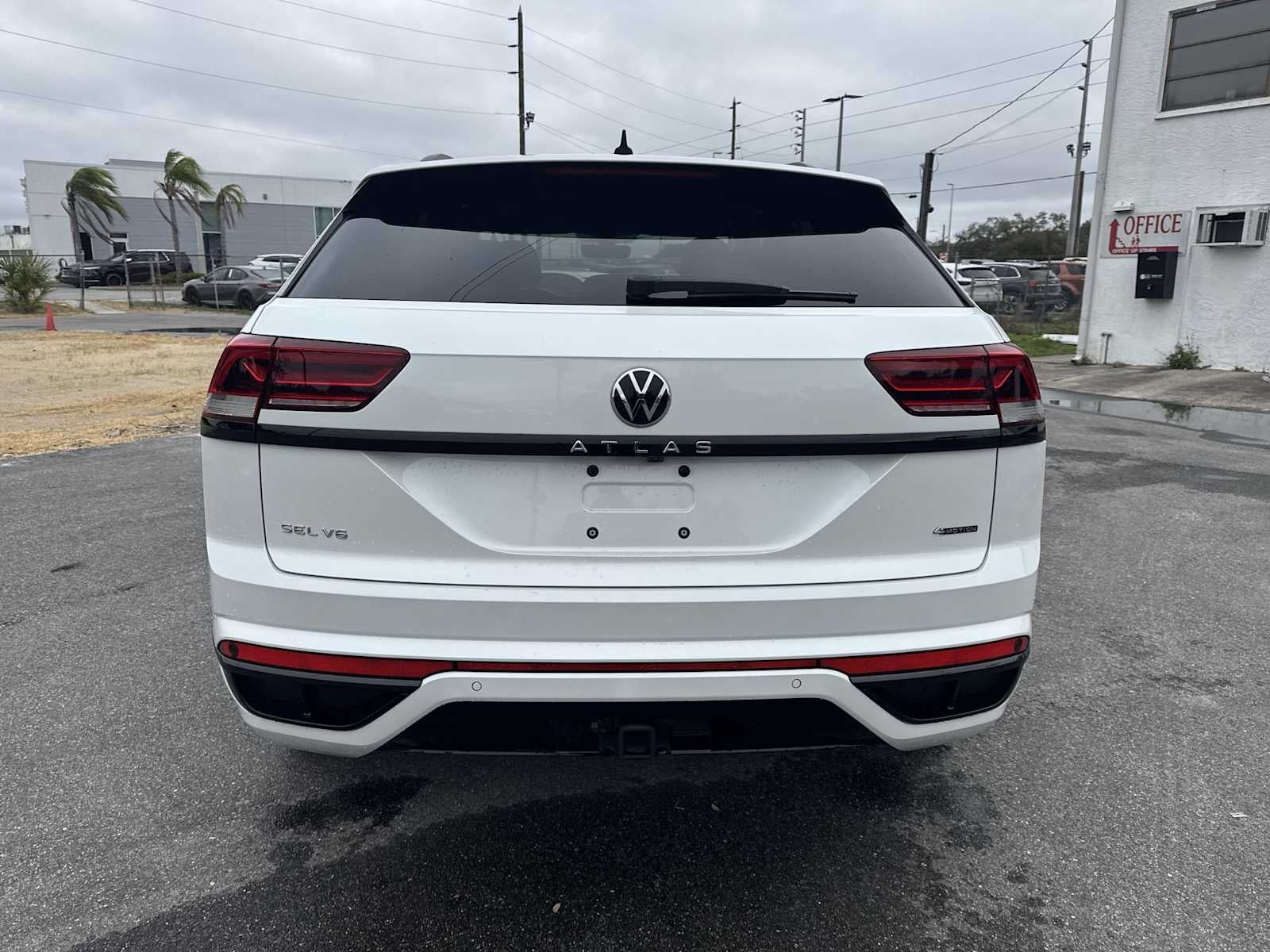 Volkswagen Atlas Cross Sport 3.6L V6 SEL R-Line Negro 2023