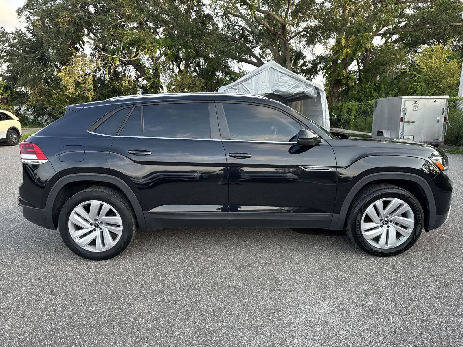 Volkswagen Atlas Cross Sport 2.0T SE con paquete Technology de 2023