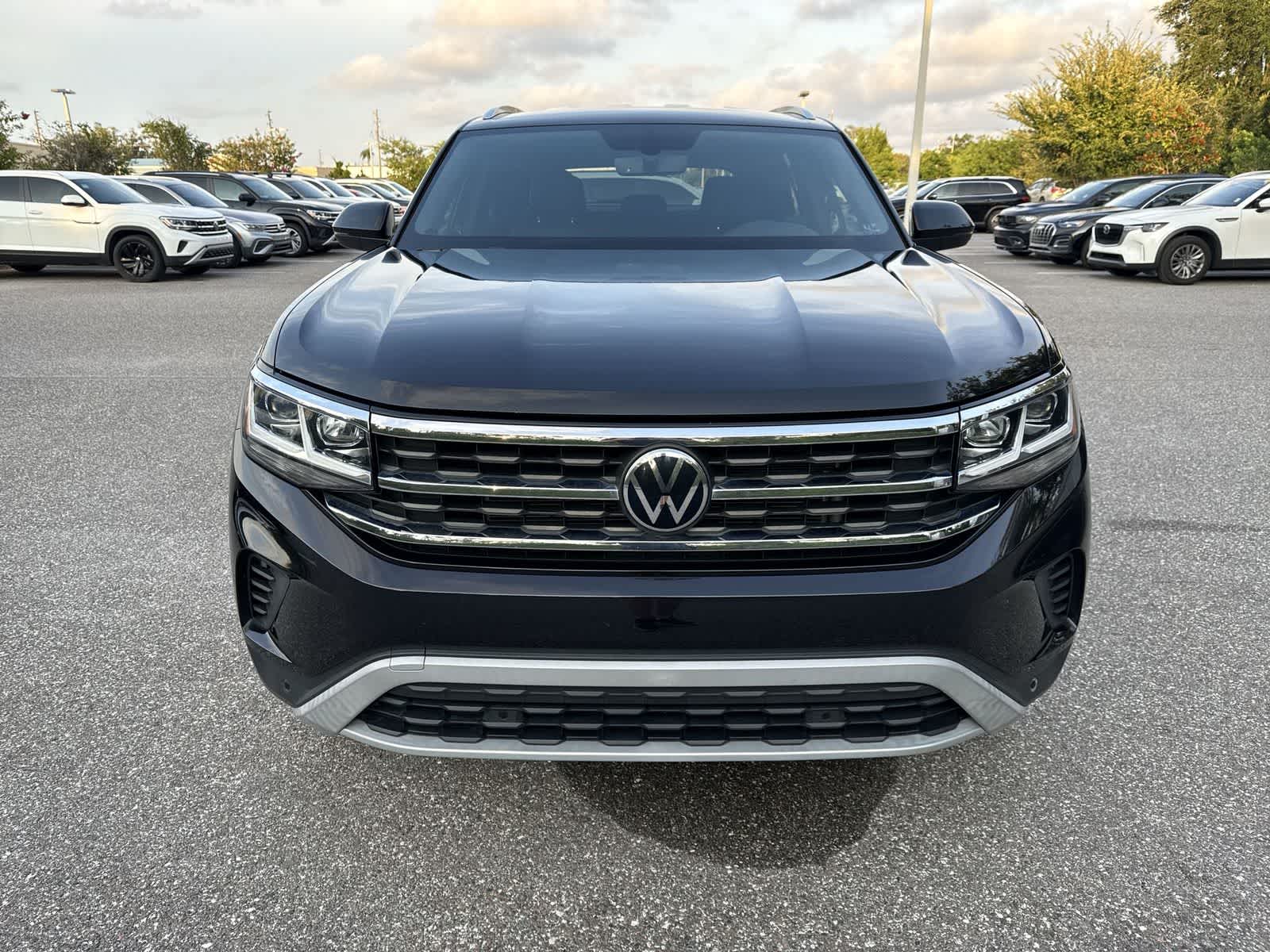 Volkswagen Atlas Cross Sport 2.0T SE con paquete Technology de 2023
