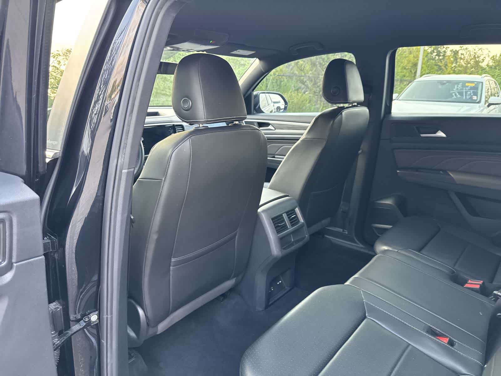 Volkswagen Atlas Cross Sport 2.0T SE con paquete Technology de 2023