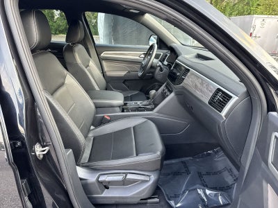 Volkswagen Atlas Cross Sport 2.0T SE con paquete Technology de 2023