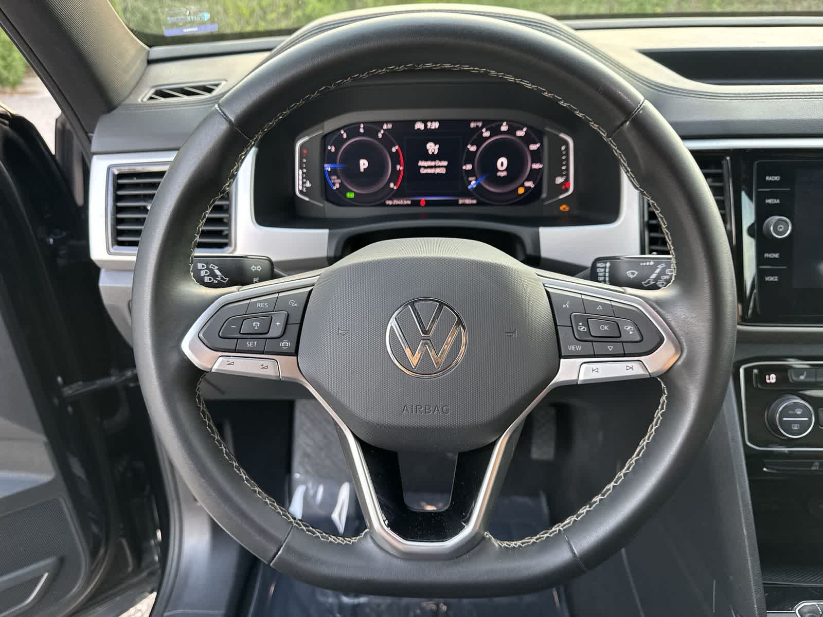 Volkswagen Atlas Cross Sport 2.0T SE con paquete Technology de 2023