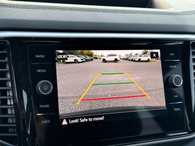 Volkswagen Atlas Cross Sport 2.0T SE con paquete Technology de 2023