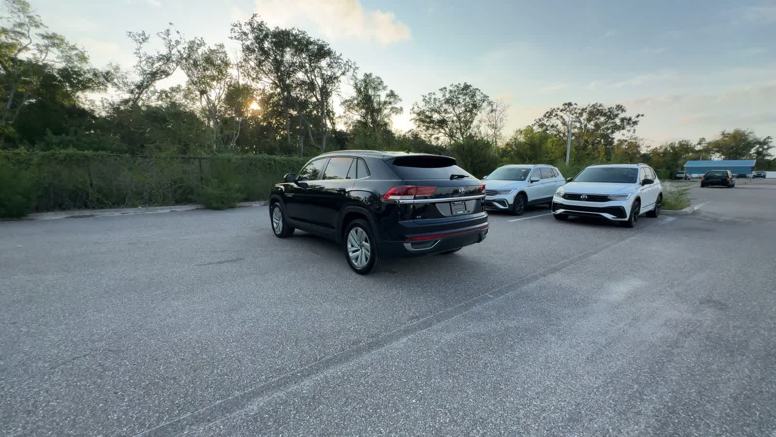 Volkswagen Atlas Cross Sport 2.0T SE con paquete Technology de 2023