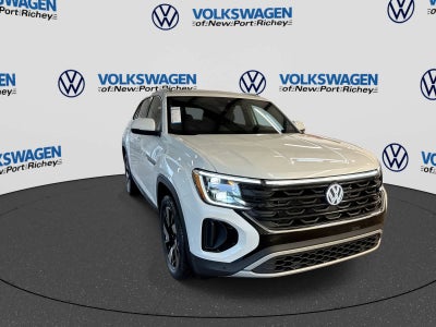 2026 Volkswagen Atlas Cross Sport 2.0T SE con tecnología