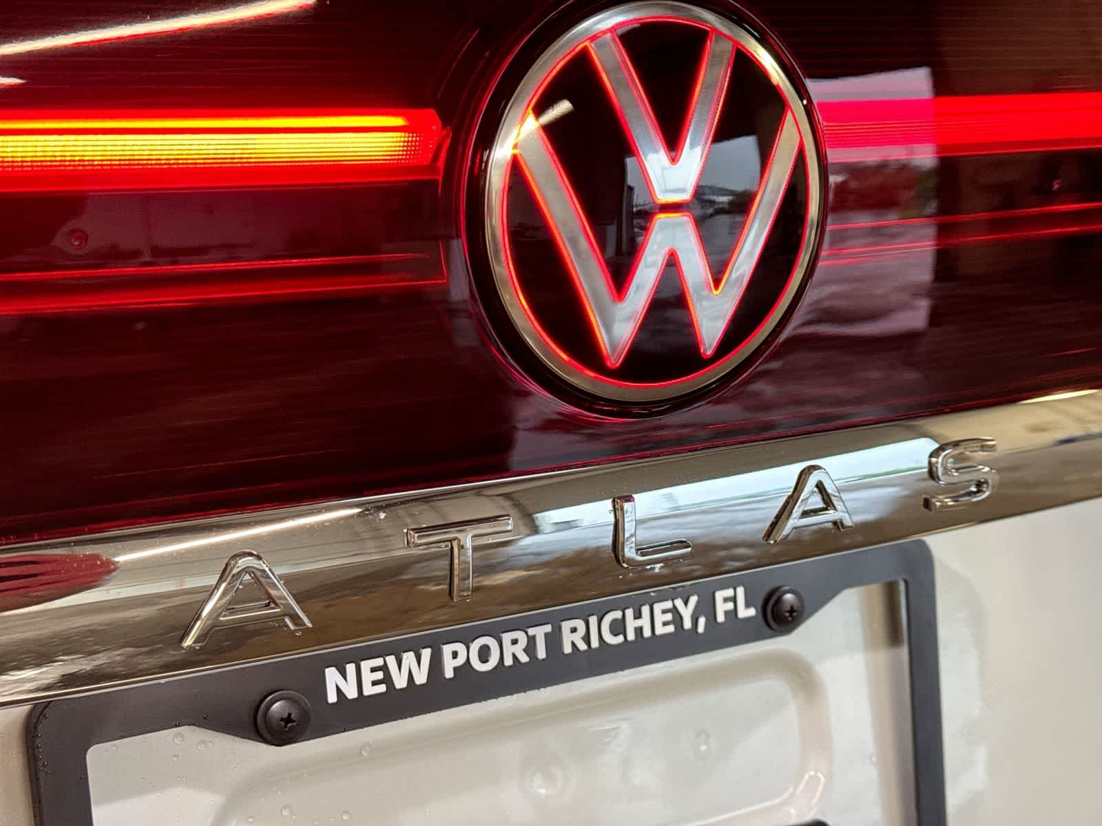 2026 Volkswagen Atlas Cross Sport 2.0T SE con tecnología