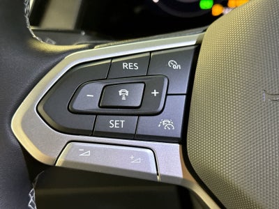 2026 Volkswagen Atlas Cross Sport 2.0T SE con tecnología