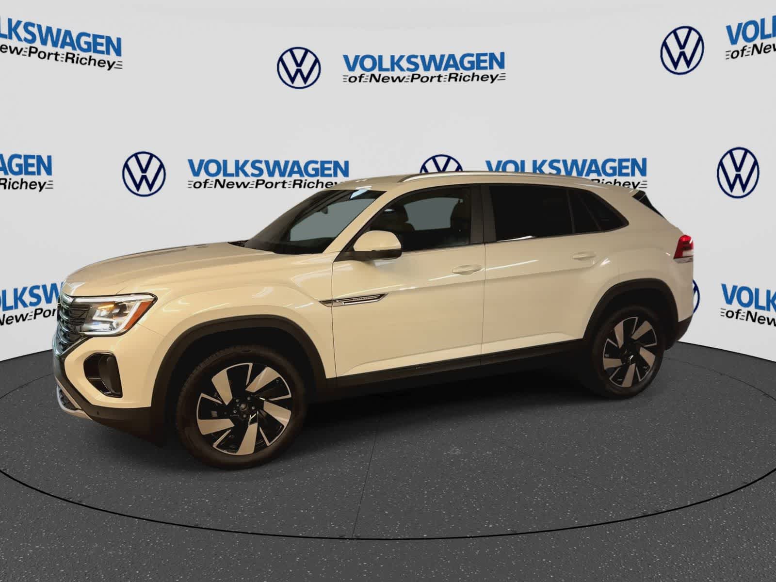 2026 Volkswagen Atlas Cross Sport 2.0T SE con tecnología