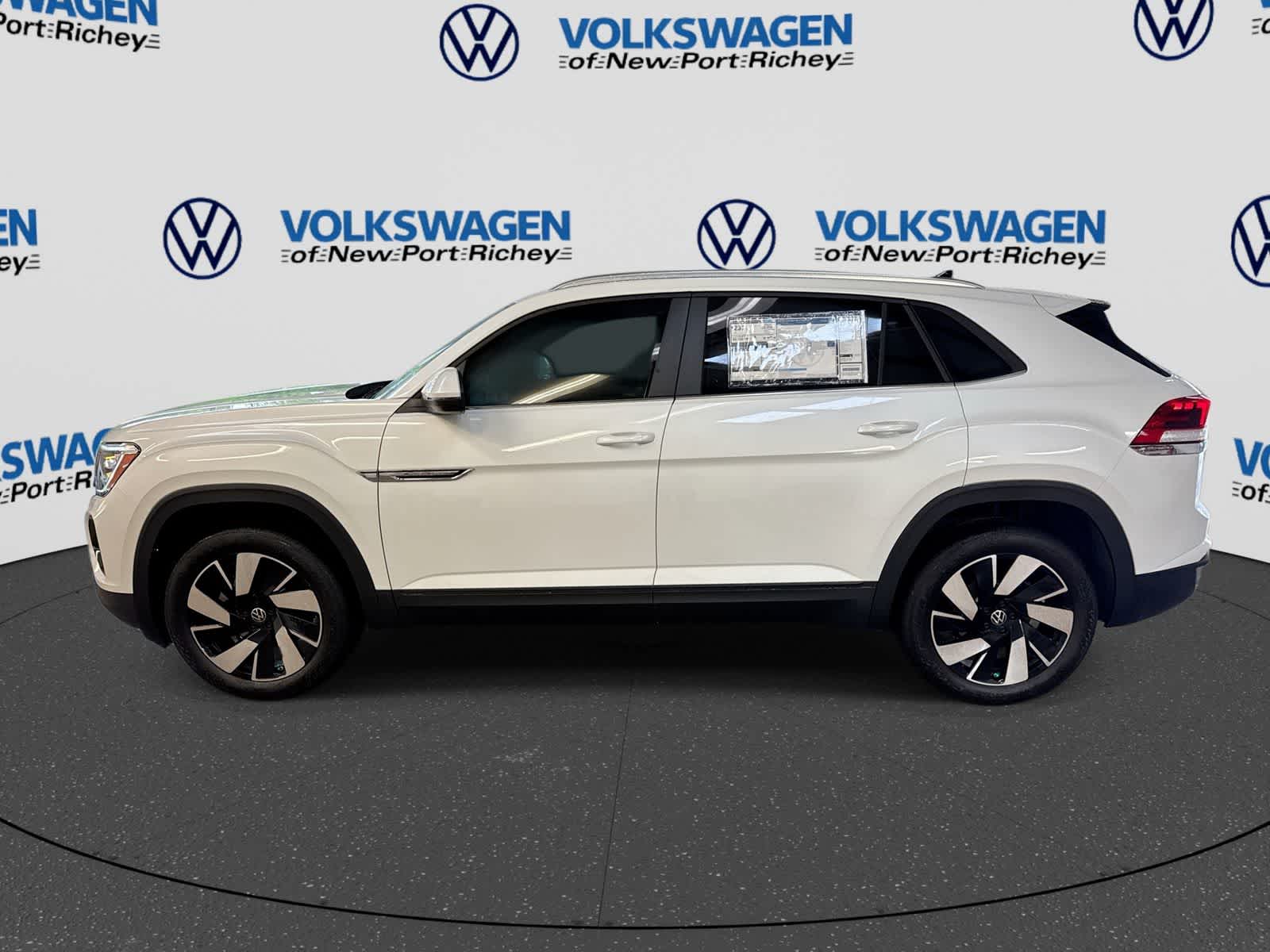 2026 Volkswagen Atlas Cross Sport 2.0T SE con tecnología