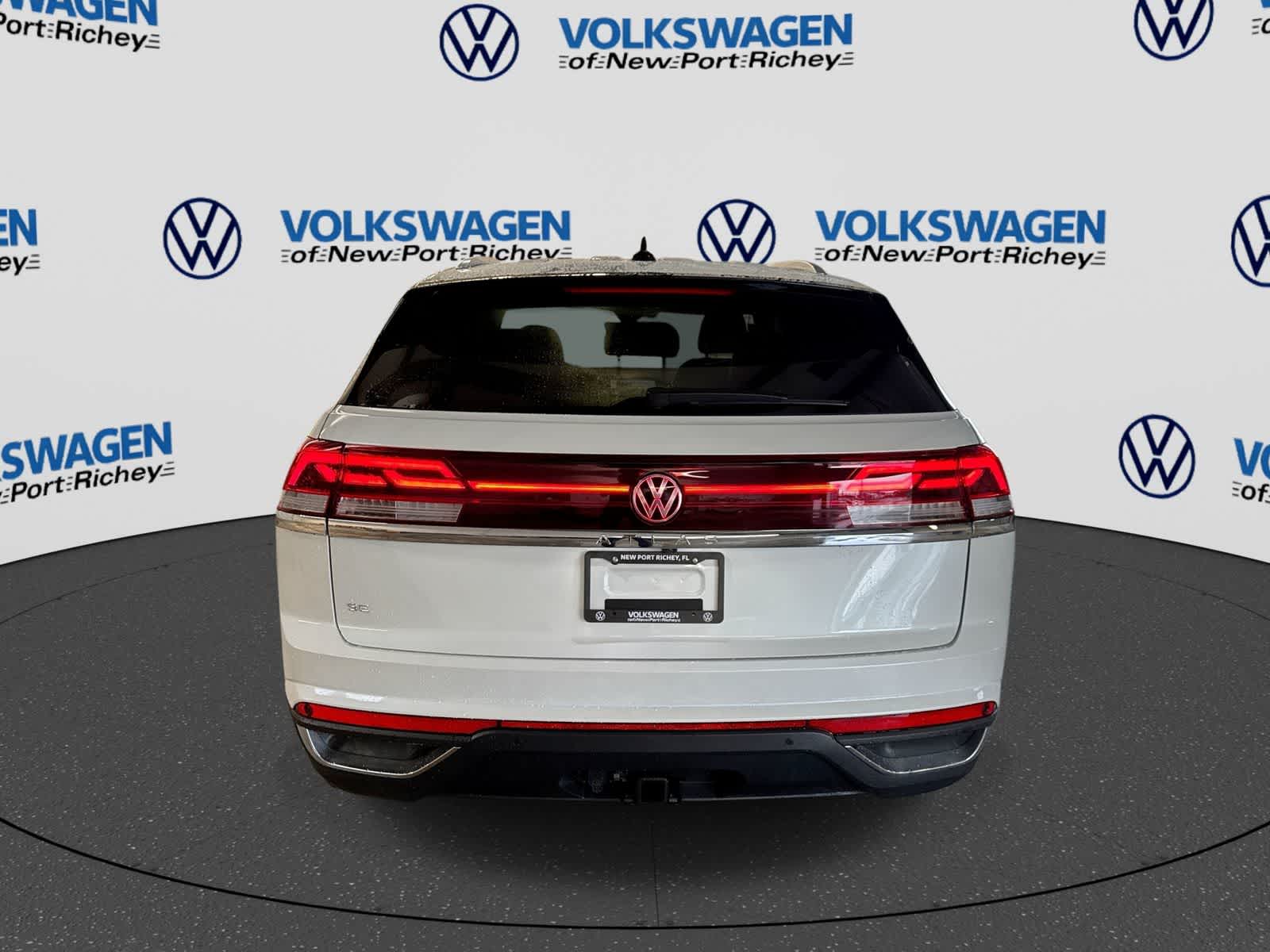 2026 Volkswagen Atlas Cross Sport 2.0T SE con tecnología