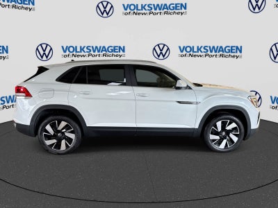 2026 Volkswagen Atlas Cross Sport 2.0T SE con tecnología