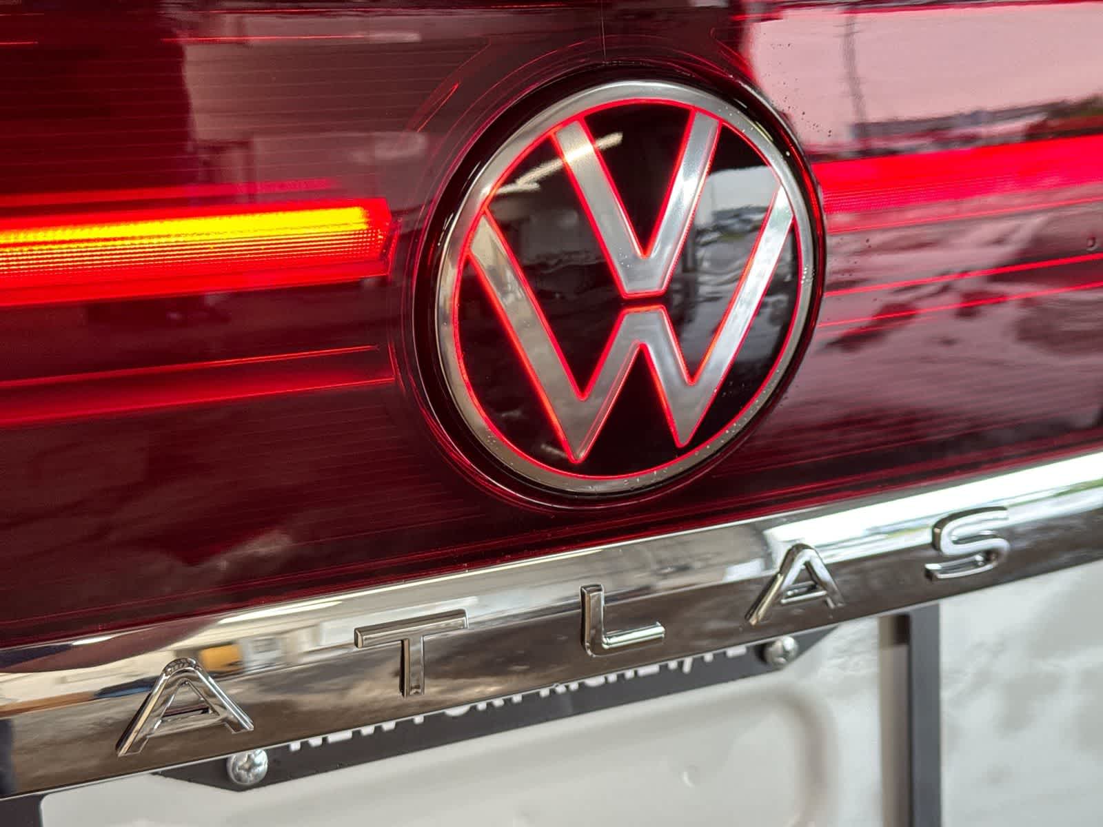2026 Volkswagen Atlas Cross Sport 2.0T SE con tecnología