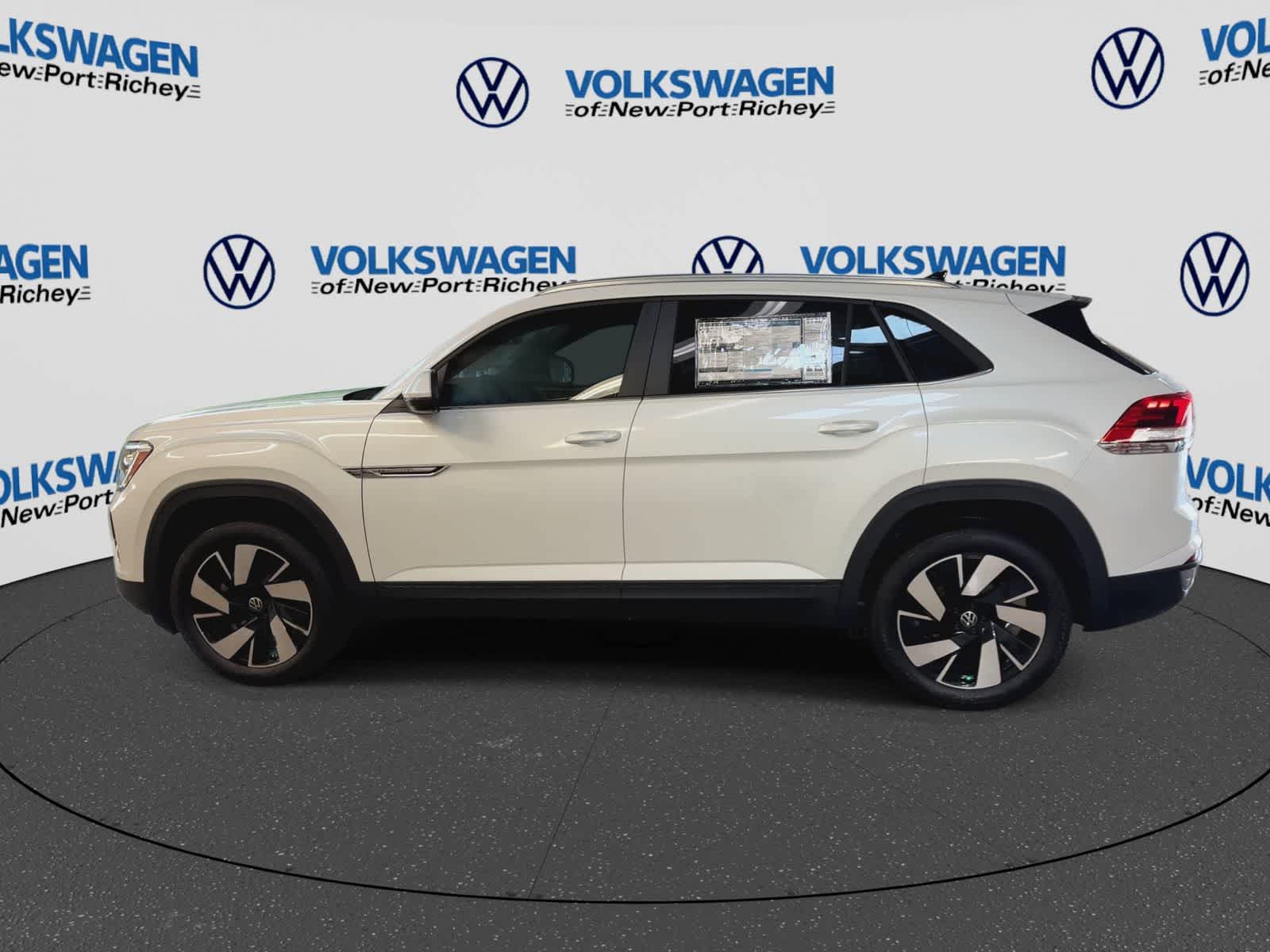 2026 Volkswagen Atlas Cross Sport 2.0T SE con tecnología