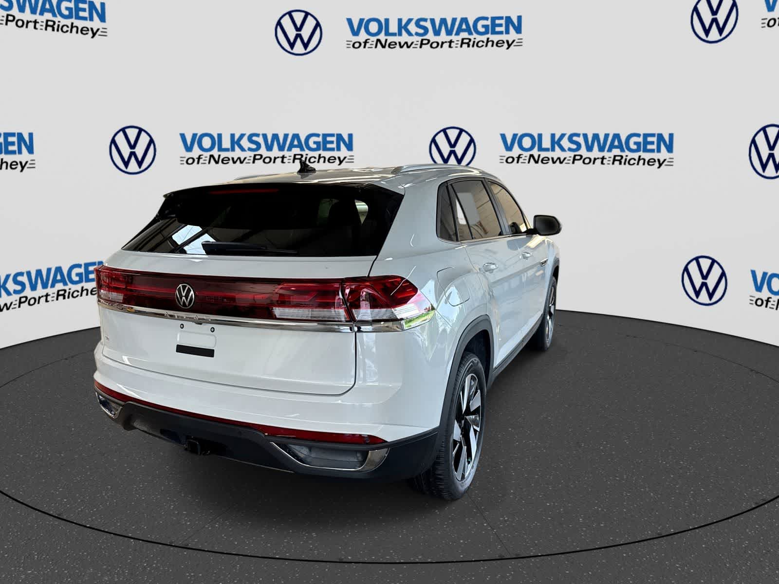 2026 Volkswagen Atlas Cross Sport 2.0T SE con tecnología