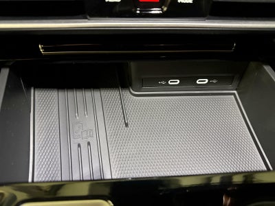 2026 Volkswagen Atlas Cross Sport 2.0T SE con tecnología