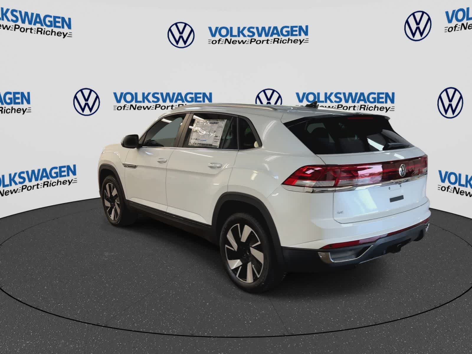 2026 Volkswagen Atlas Cross Sport 2.0T SE con tecnología