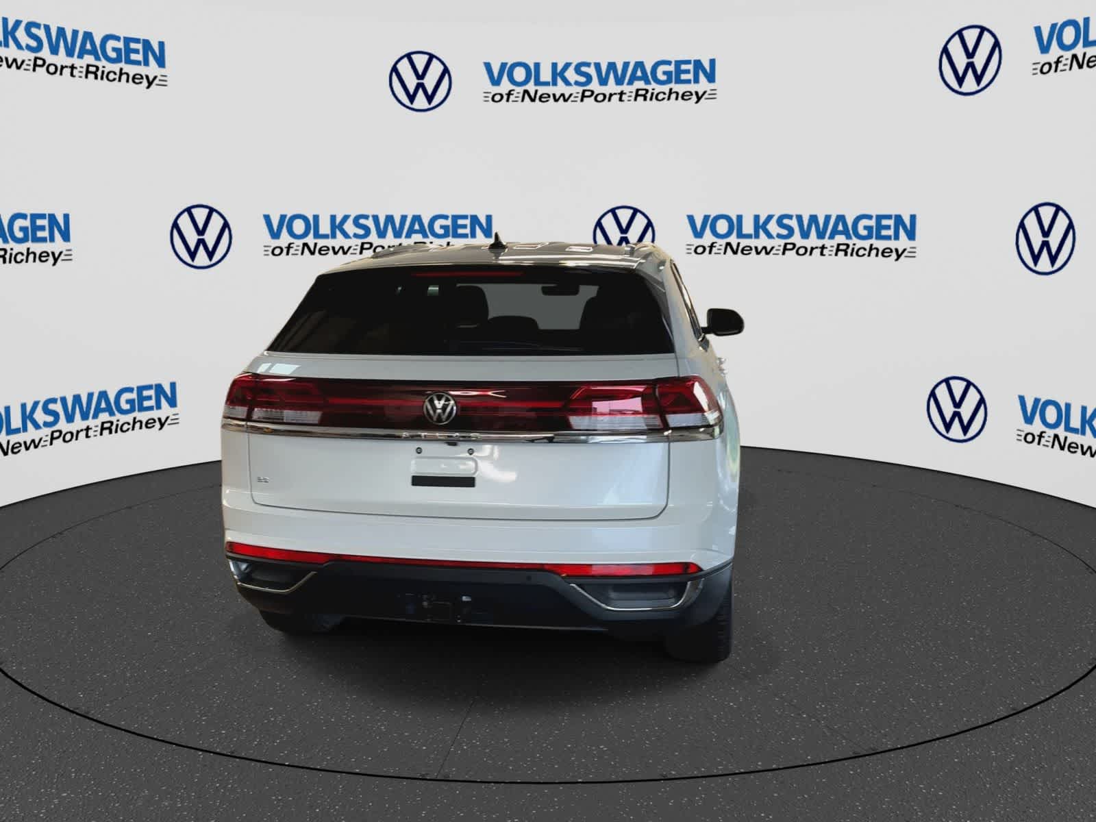 2026 Volkswagen Atlas Cross Sport 2.0T SE con tecnología