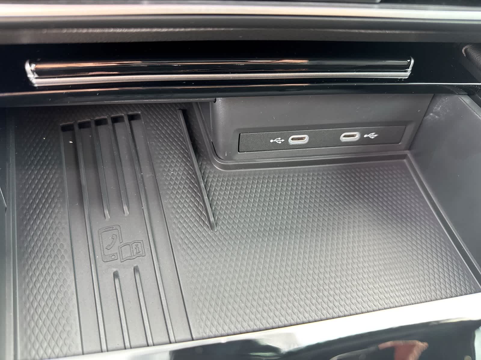 Volkswagen Atlas Cross Sport SE 2026 con paquete Technology