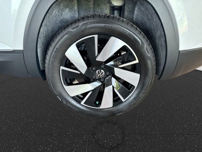 2026 Volkswagen Atlas Cross Sport 2.0T SE con tecnología