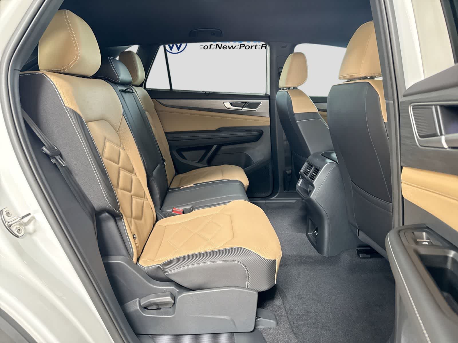 2026 Volkswagen Atlas Cross Sport 2.0T SE con tecnología