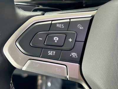 2026 Volkswagen Atlas Cross Sport 2.0T SE con tecnología
