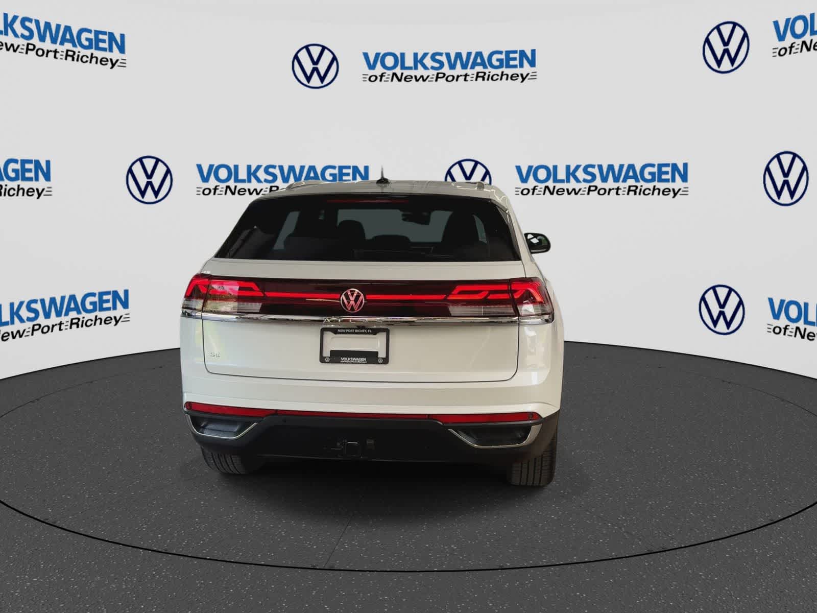 2026 Volkswagen Atlas Cross Sport 2.0T SE con tecnología