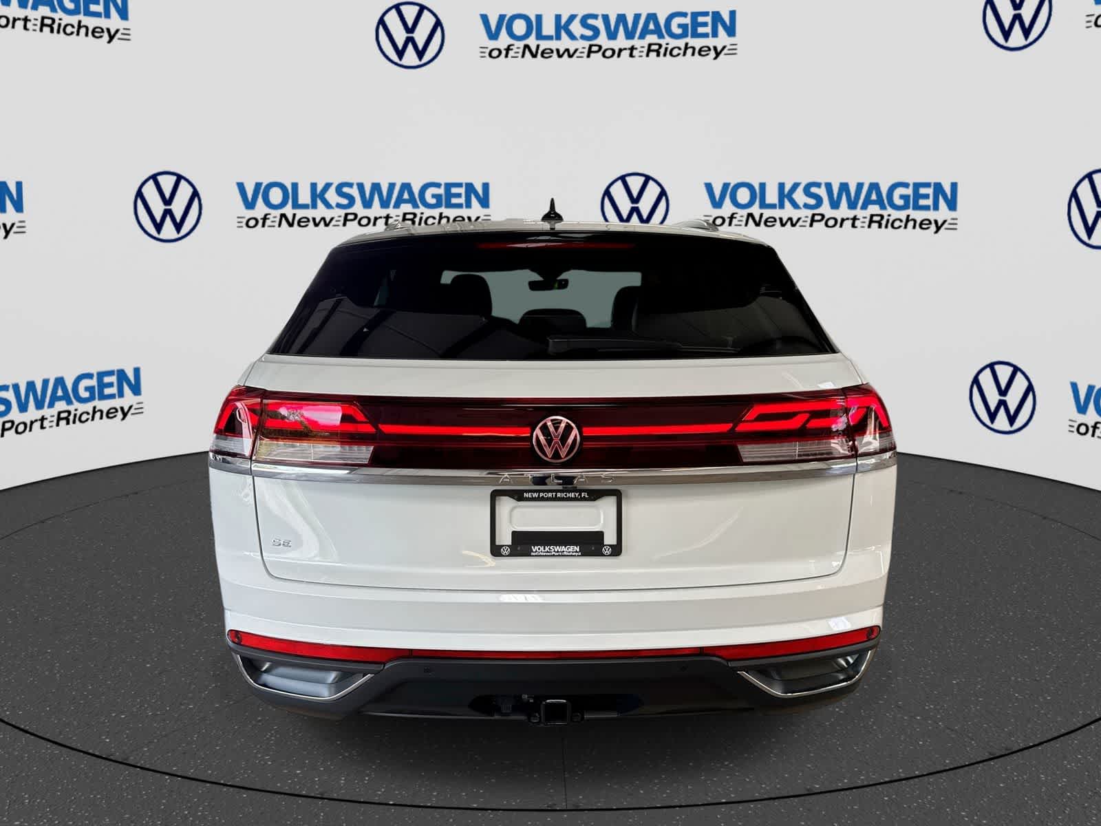 2026 Volkswagen Atlas Cross Sport 2.0T SE con tecnología