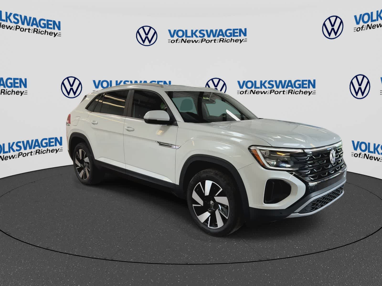 2026 Volkswagen Atlas Cross Sport 2.0T SE con tecnología