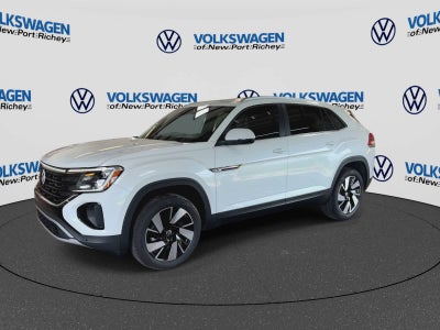 2026 Volkswagen Atlas Cross Sport 2.0T SE con tecnología