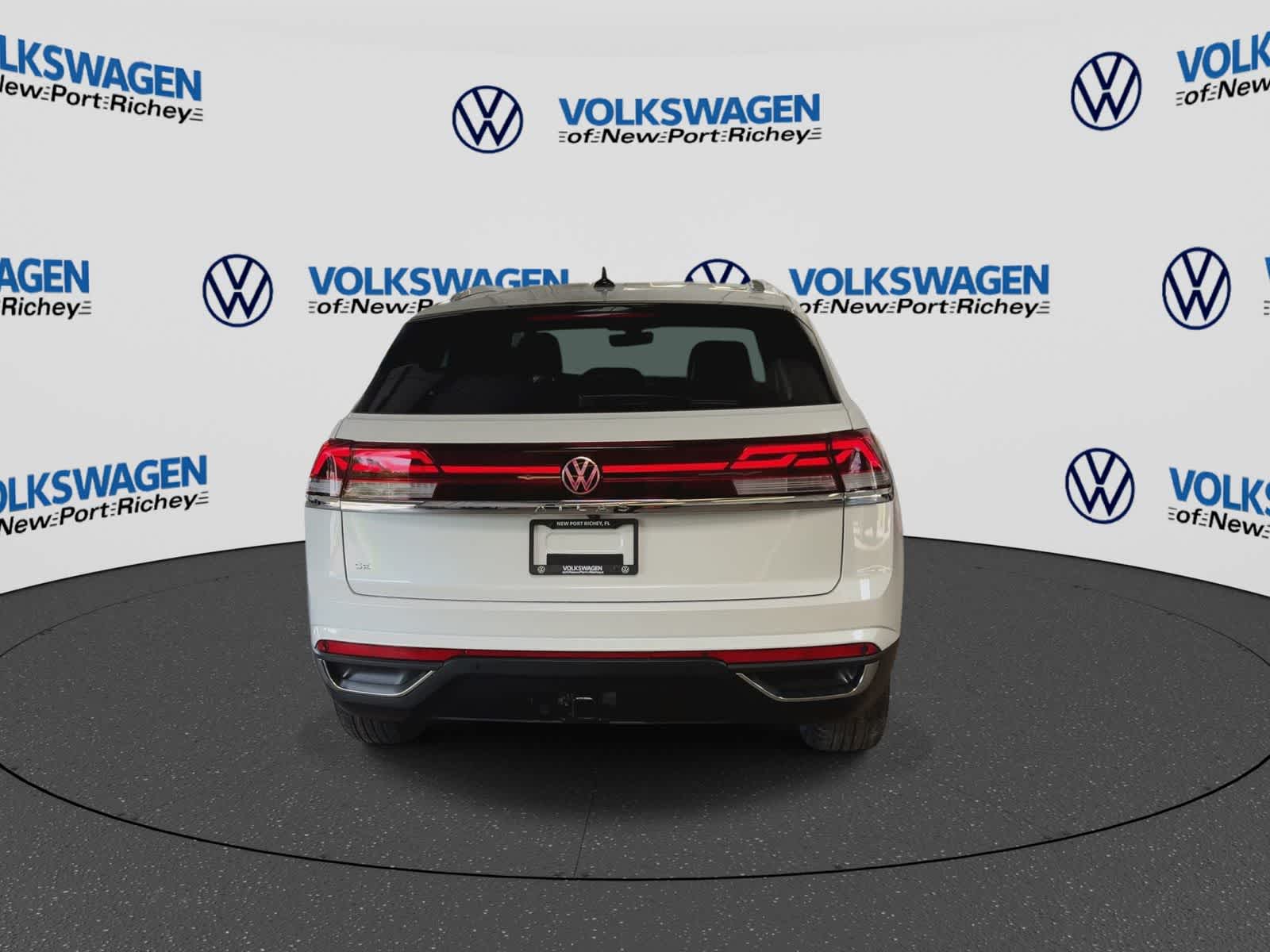 2026 Volkswagen Atlas Cross Sport 2.0T SE con tecnología