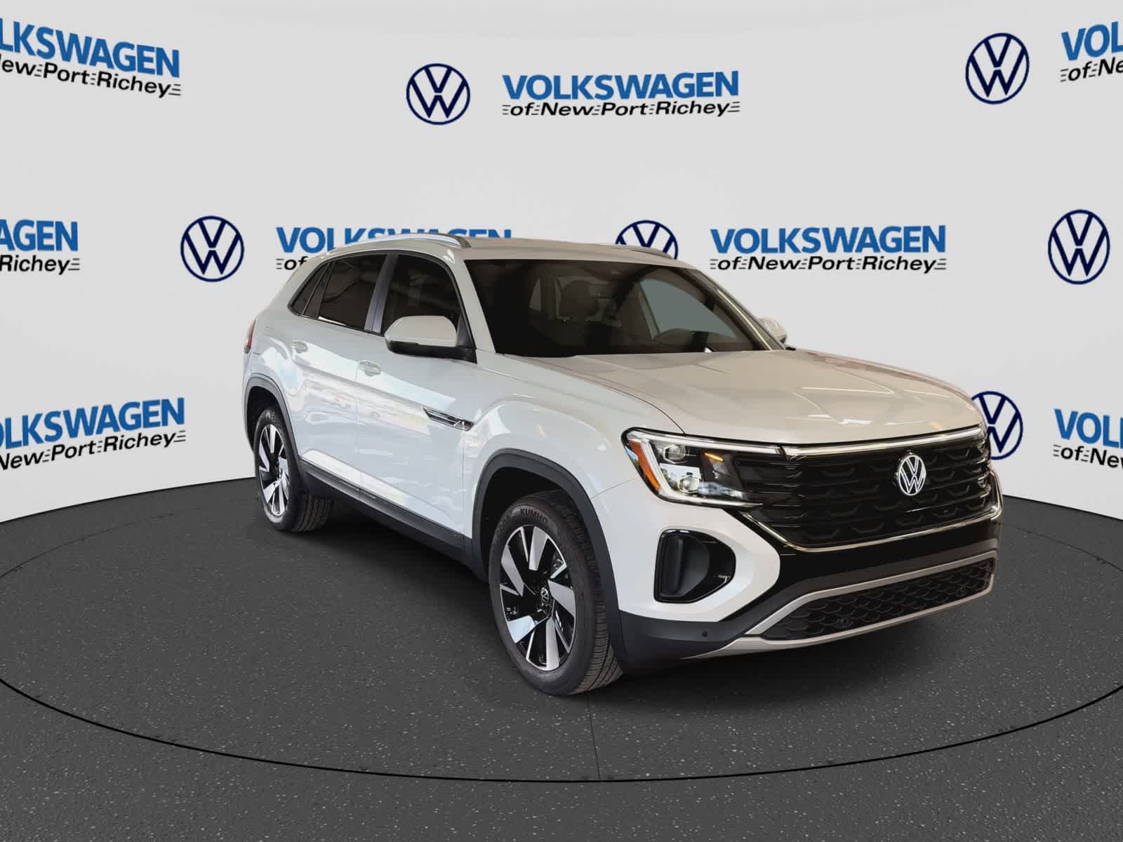 2026 Volkswagen Atlas Cross Sport 2.0T SE con tecnología