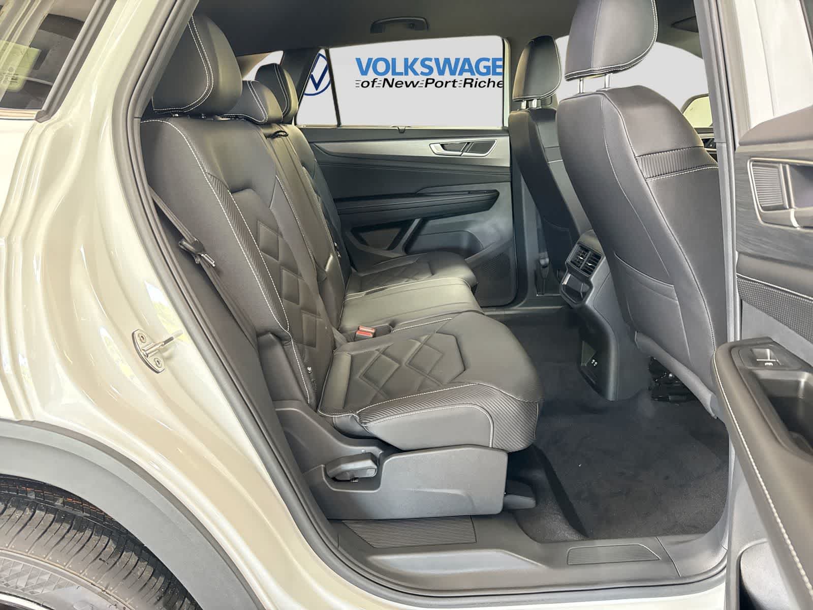 2026 Volkswagen Atlas Cross Sport 2.0T SE con tecnología