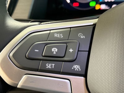 2026 Volkswagen Atlas Cross Sport 2.0T SE con tecnología