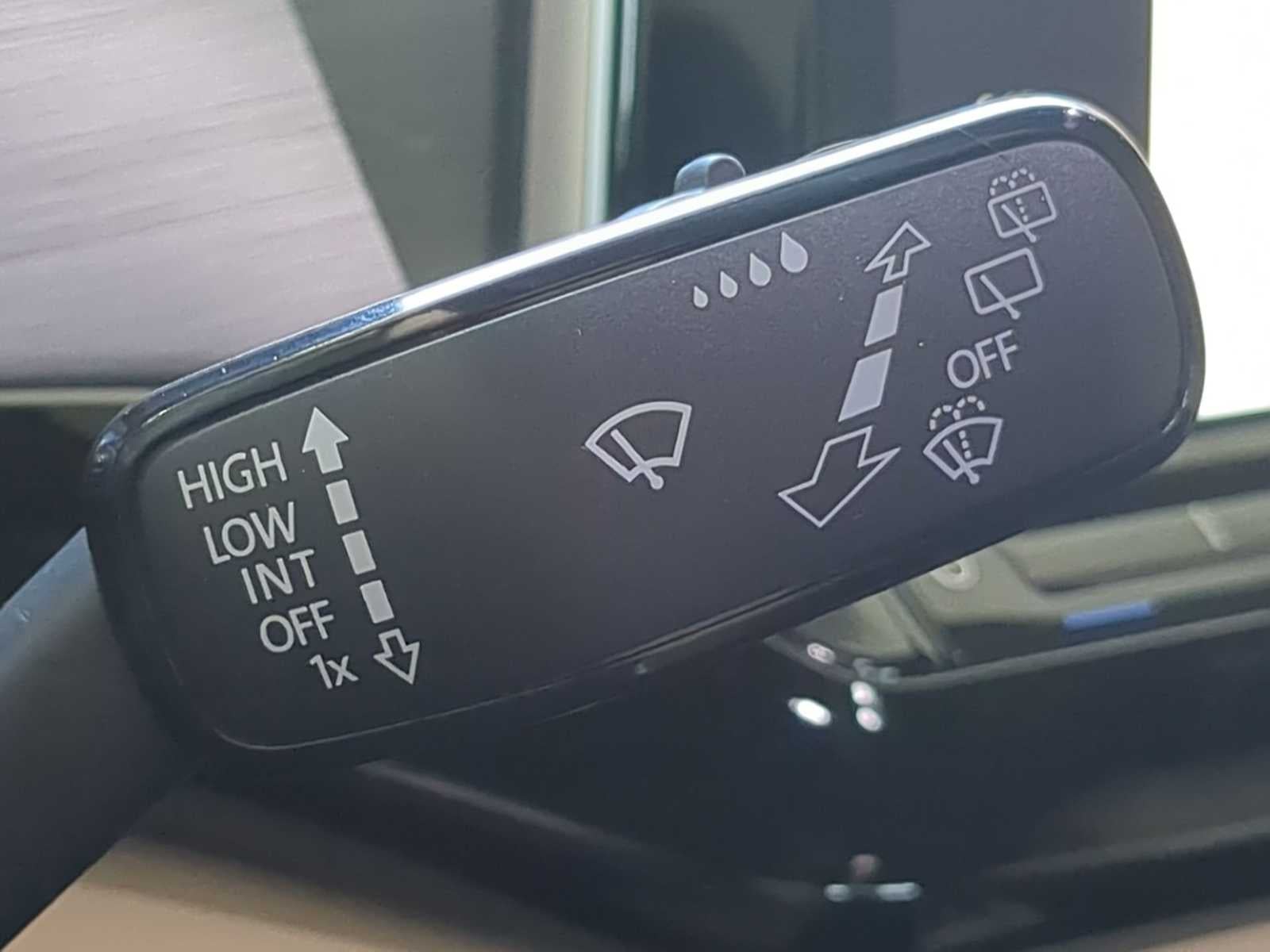 2025 Volkswagen Atlas Cross Sport 2.0T SE c/ Tecnología