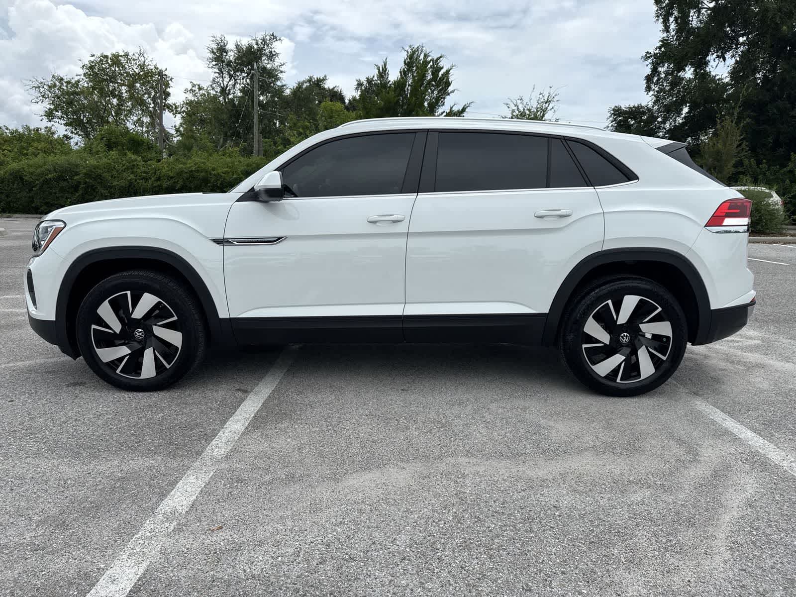2024 Volkswagen Atlas Cross Sport 2.0T SE c/Tecnología