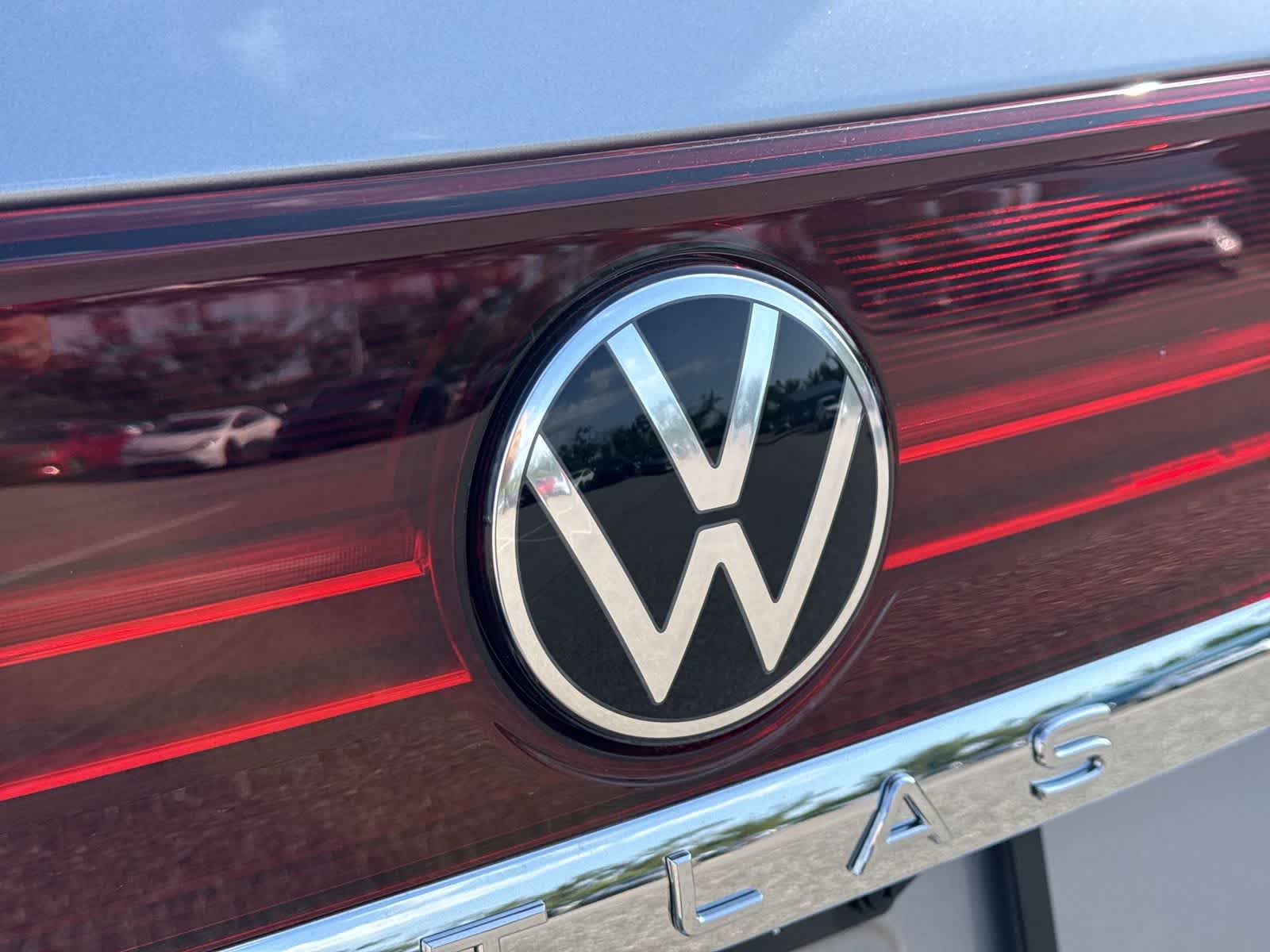 Volkswagen Atlas 2.0T SE con tecnología 2026