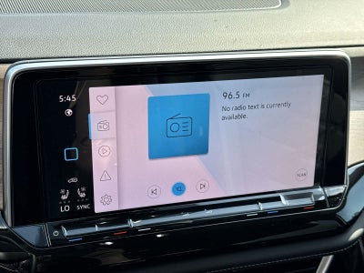 Volkswagen Atlas 2.0T SE con tecnología 2026
