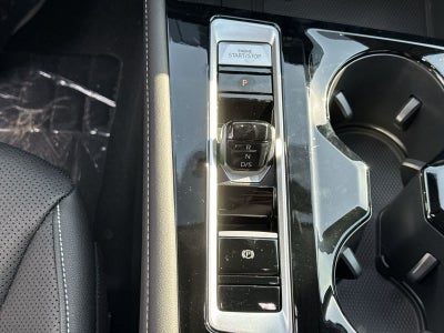 Volkswagen Atlas 2.0T SE con tecnología 2026